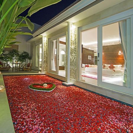 Bajra Bali Villa Seminyak Exterior photo