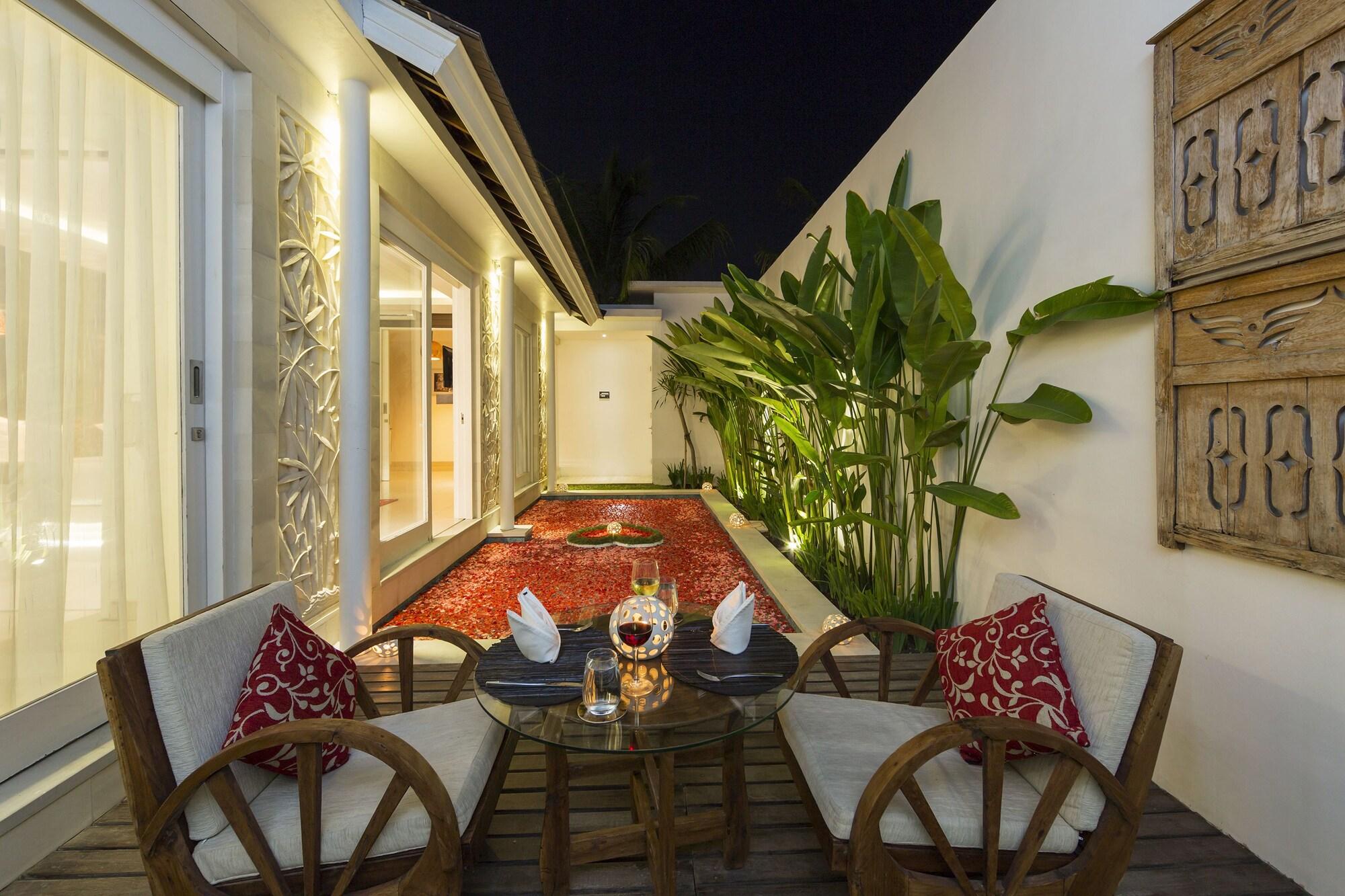 Bajra Bali Villa Seminyak Exterior photo