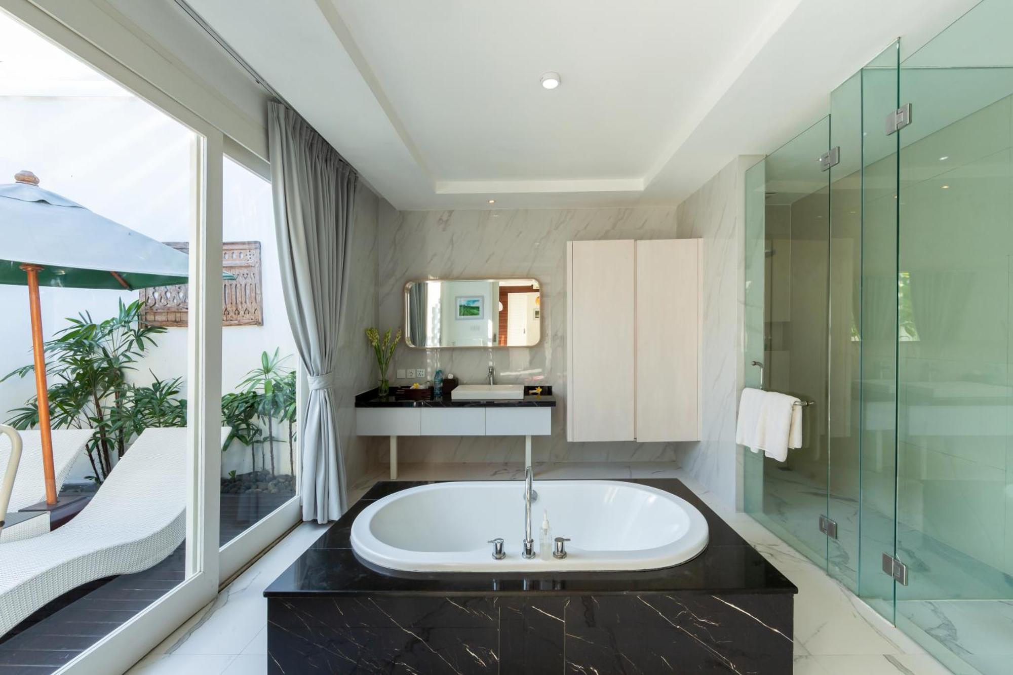 Bajra Bali Villa Seminyak Exterior photo